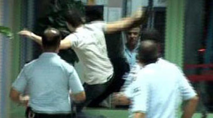 Uçağı kaçırınca terör estirdi