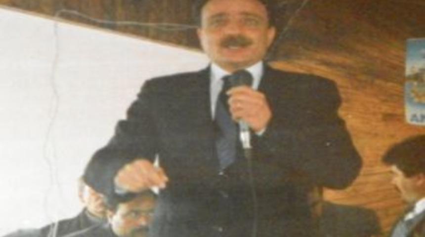 &lsquo;Ağabeyimi eski Başbakan Mesut Yılmaz &ouml;ld&uuml;rtt&uuml;&rsquo;