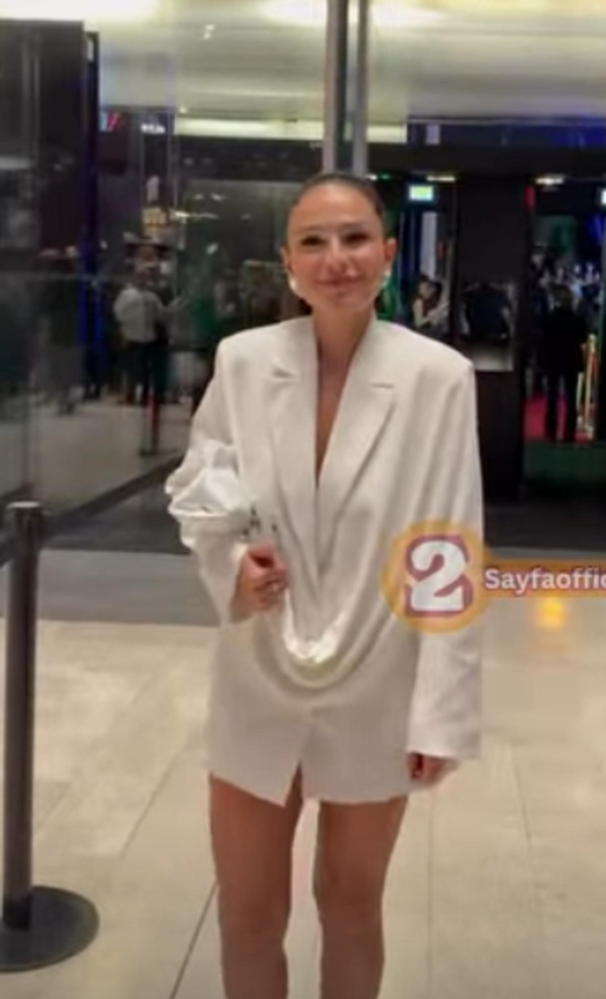 Bir Zamanlar Çukurova nın Saniye siydi! Selin Yeninci ödül töreninde ortaya çıktı 2