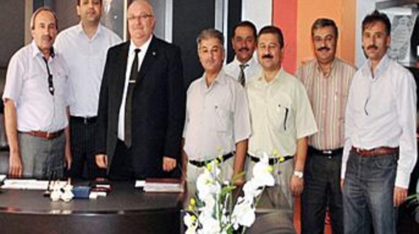 Eğitim-Bir-Sen y&ouml;neticilerinden Milli Eğitim M&uuml;d&uuml;r&uuml; Ceylan'a ziyaret