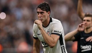 Beşiktaş'a Vlahovic'ten korkutan haber! O ma&ccedil;larda yok...