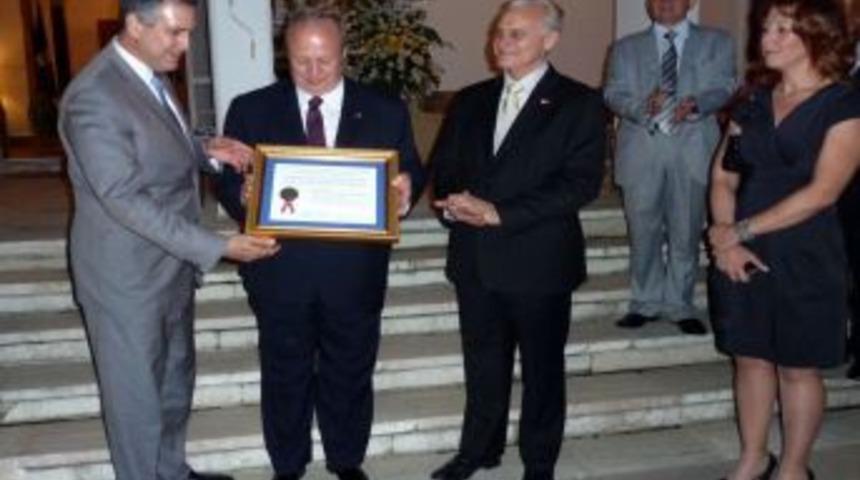 ABD'den ASO Başkanı &Ouml;zdebir'e &ouml;d&uuml;l