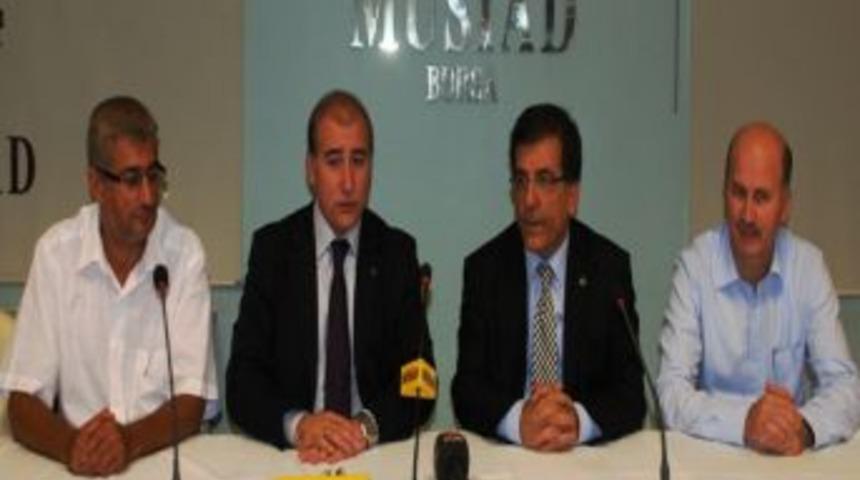 M&Uuml;SİAD Bursa Şube Başkanı: Yeni anayasa b&uuml;y&uuml;k fırsat