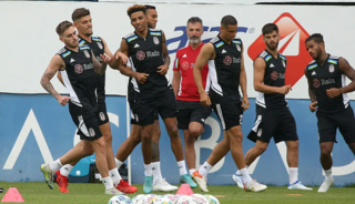 G.Saray ve Beşiktaş'ta oynamıştı! Yıldız isim geri d&ouml;n&uuml;yor