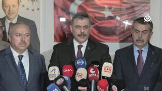 Son dakika: Son dakika | 3 &ouml;ğrenci ameliyatta! Manisa'daki okul saldırısı sonrası yaralıların son durumu belli oldu: "Silahı dedesinin evinden almış"