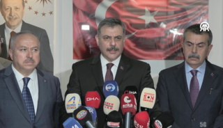 Son dakika | 3 &ouml;ğrenci ameliyatta! Manisa'daki okul saldırısı sonrası yaralıların son durumu belli oldu: "Silahı dedesinin evinden almış"