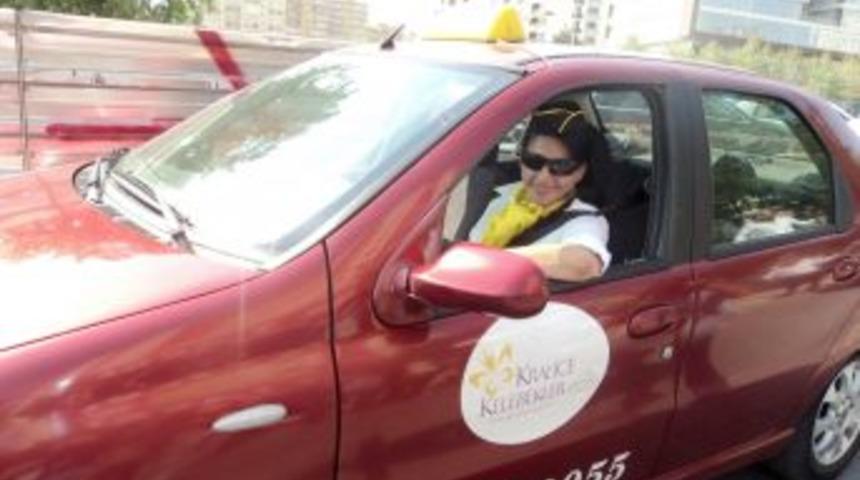 İstanbul&rsquo;da kadın taksici d&ouml;nemi başladı