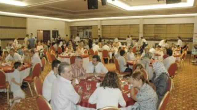 HIZIRDER sağlık camiasını iftarda buluşturdu