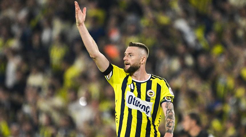 Milan Skriniar'dan Fenerbah&ccedil;e itirafı! "İşler &ccedil;ılgınca! Adeta salıncak gibi"