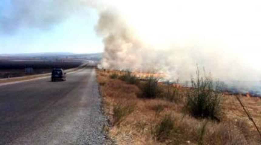 Vali Şent&uuml;rk: Anız yakmak doğal dengeyi bozar, verimi d&uuml;ş&uuml;r&uuml;r