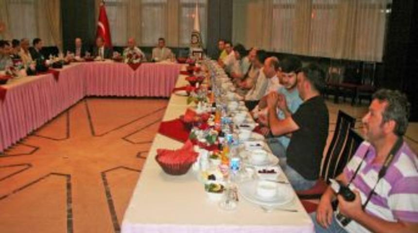 Emniyet M&uuml;d&uuml;r&uuml; Kızılay: Ter&ouml;rle m&uuml;cadelede vatandaşa b&uuml;y&uuml;k g&ouml;rev d&uuml;ş&uuml;yor