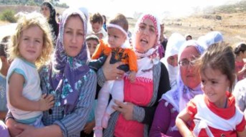 Vatandaşlar, şehir &ccedil;&ouml;pl&uuml;ğ&uuml;n&uuml; protesto etti