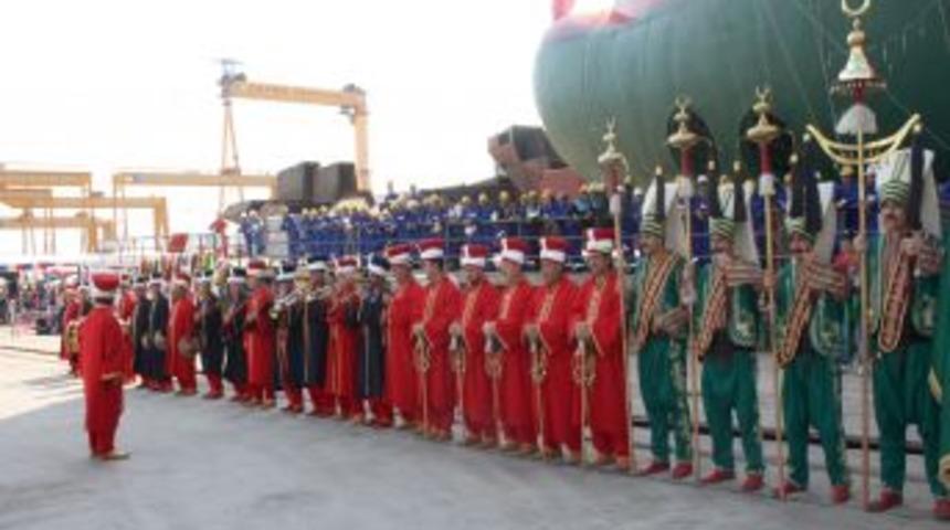 Bakan Yıldırım: T&uuml;rkiye gemi inşa sanayinde d&uuml;nya markası