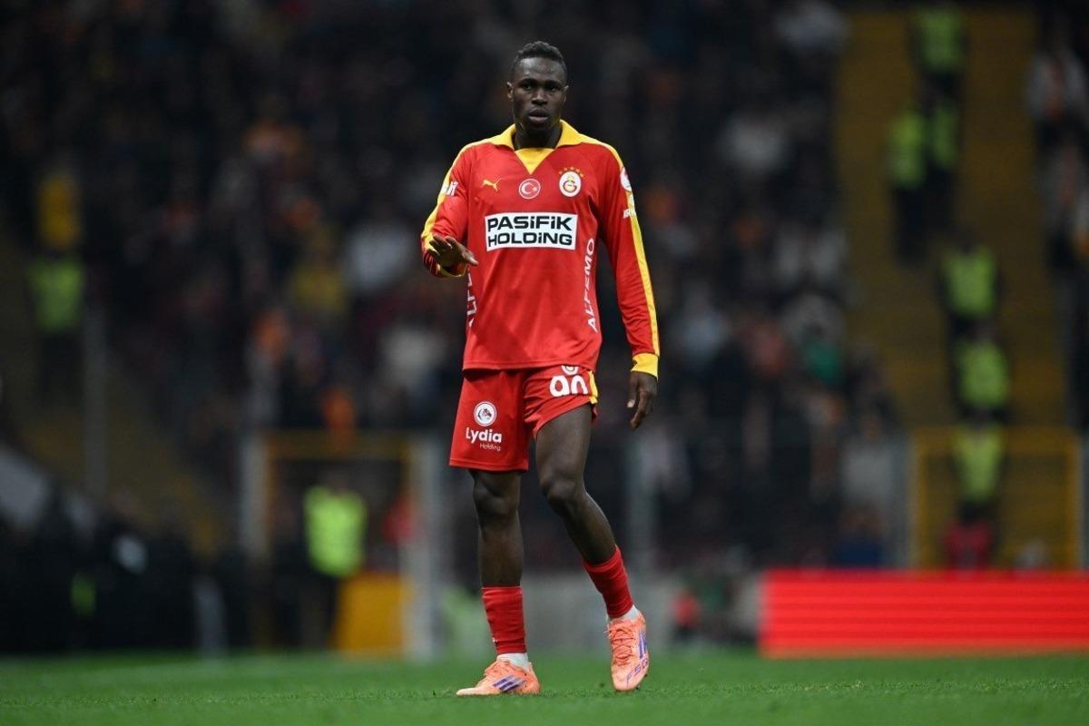 Galatasaray da Wilfried Singo nun sahalara dönüş tarihi belli oldu! 1