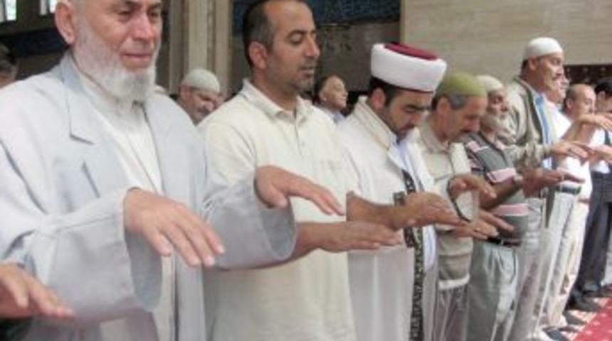 Erzurum'da Afrika i&ccedil;in yağmur duası yapıldı