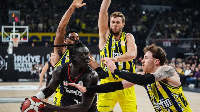Fenerbahçe Tarfin Beşiktaş'ı yenerek Cumhurbaşkanlığı Kupası'nı kazandı!