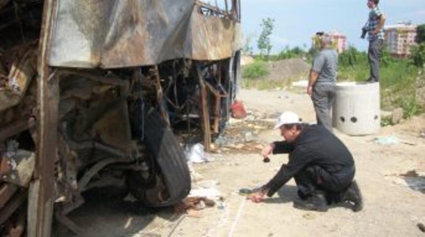 10 kişinin &ouml;ld&uuml;ğ&uuml; otob&uuml;s kazası ile ilgili oluşturulan bilirkişi inceleme yaptı