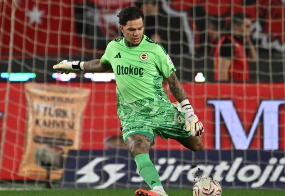 Fenerbahçe de flaş Ederson gelişmesi! Takımdan affını istedi 1