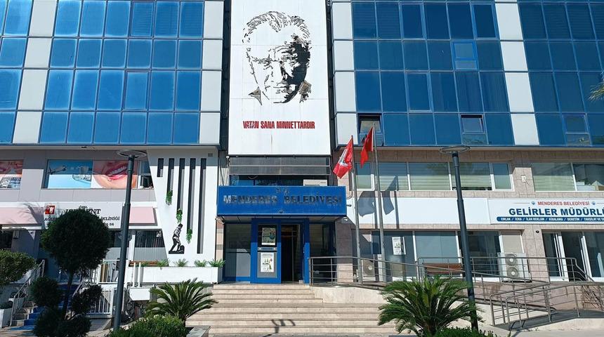 Menderes Belediyesi'ne ikinci dalga operasyon! Eski başkan vekili de aralarında: 9 g&ouml;zaltı