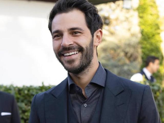 Yine yalnız değildi! İspanyol model ile b&ouml;yle g&ouml;r&uuml;nt&uuml;lendi 