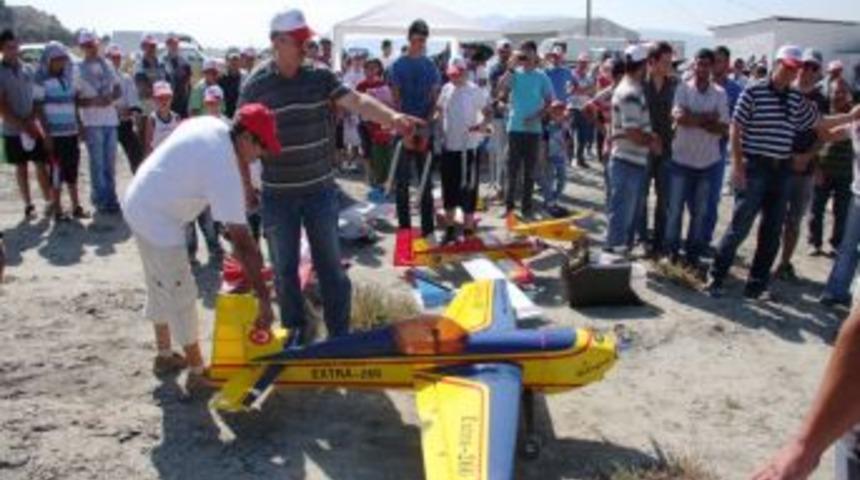 İnsuyu Şenlikleri, Burdur G&ouml;l&uuml;'nde devam ediyor