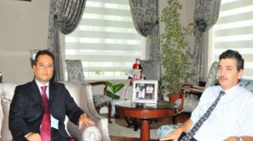 Manisa'ya atanan Başsavcı Yıldırım, Vali G&uuml;ven&ccedil;'i ziyaret etti