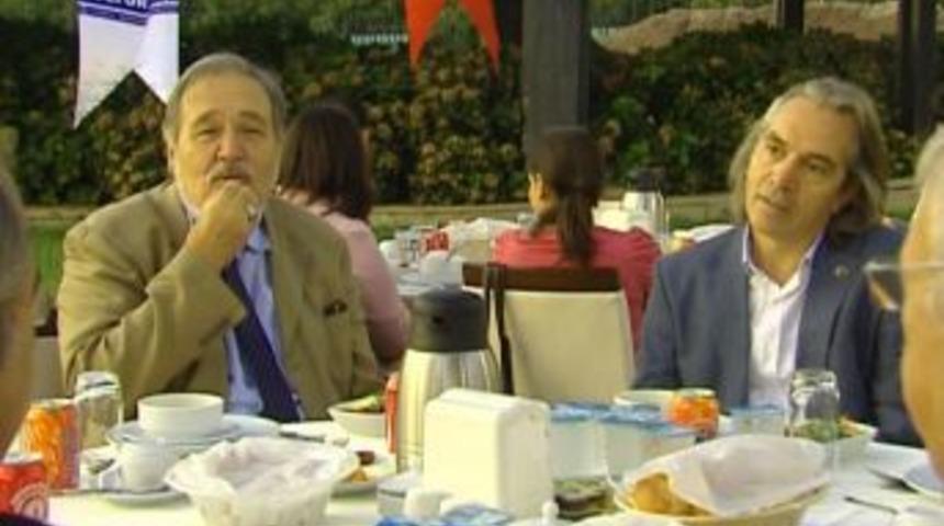 K&uuml;lt&uuml;r A.Ş&rsquo;nin iftarında edebiyat d&uuml;nyasından bir&ccedil;ok isim buluştu