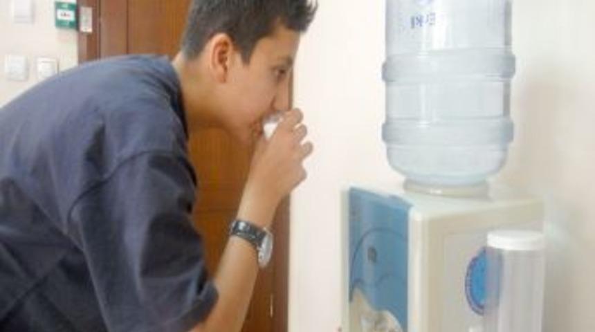 Sağlık Bakanlığı: Damacanadan su i&ccedil;ilebilir