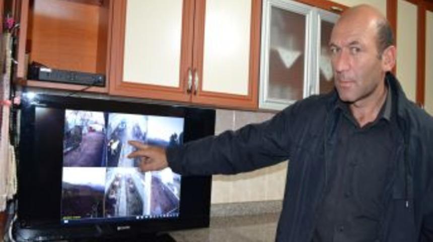 Hırsızlarla başı dertte olan k&ouml;yl&uuml;ler, ahırlarına kamera taktırdı