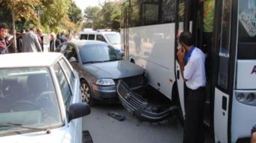 CHP Milletvekili Topbaş, trafik kazası ge&ccedil;irdi