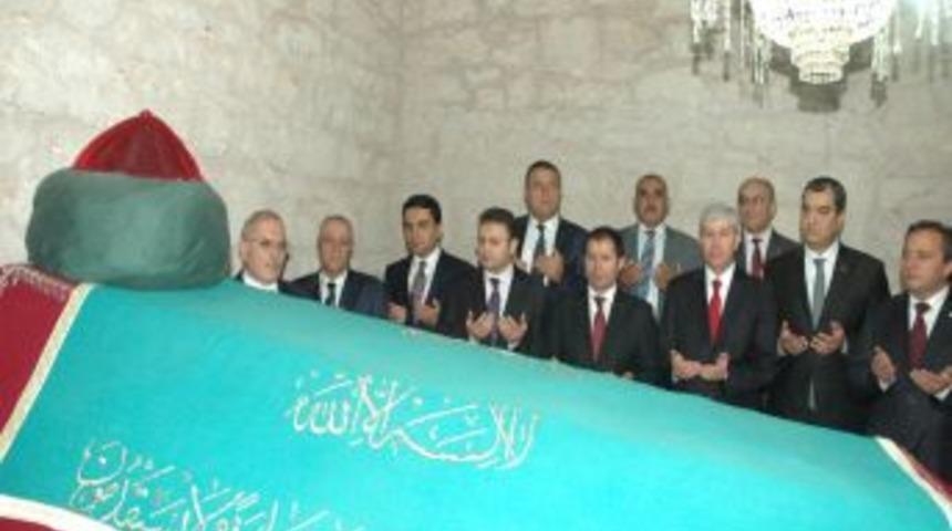 D&uuml;nyada ilk sivil toplum kuruluşu Ahilik teşkilatının kuruluşu kutlanıyor