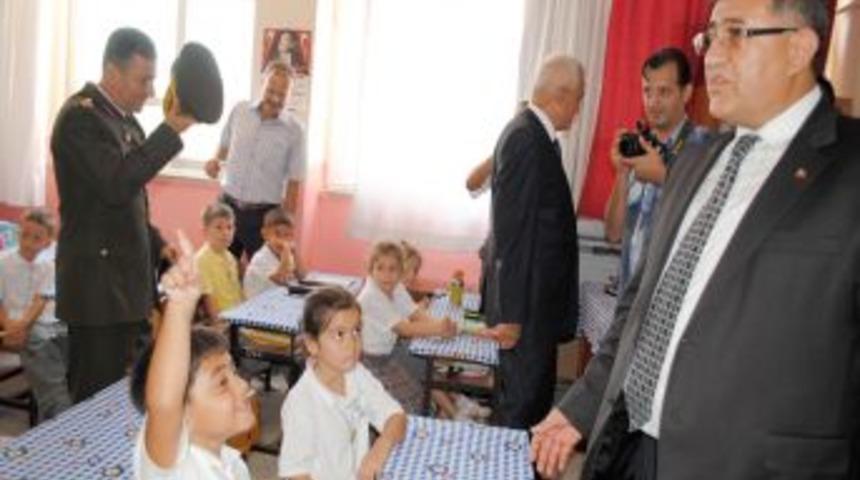 Kaymakam Bulgurlu: Eğitim ve &ouml;ğretimin temelini sevgi oluşturur