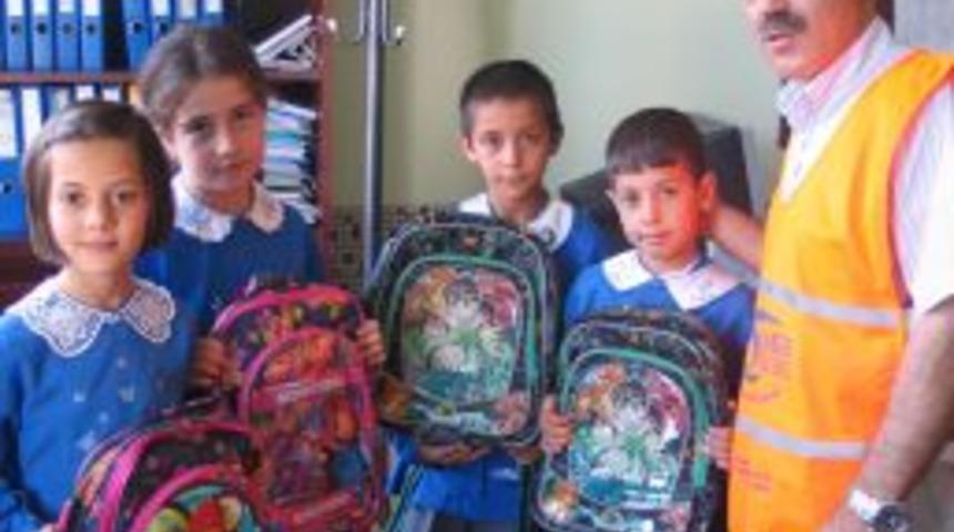 Kimse Yok Mu Derneği Akşehir&rsquo;de yardım eli uzattı