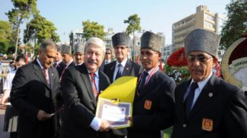 Gaziler belediyeden mezar yeri istedi