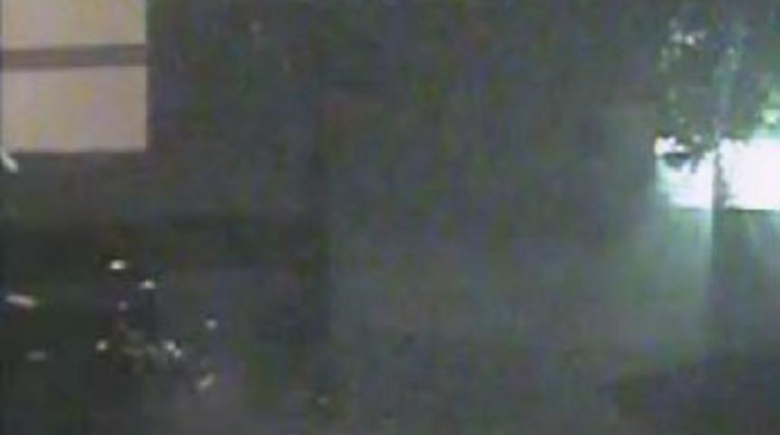 Hain saldırı g&uuml;venlik kamerasında