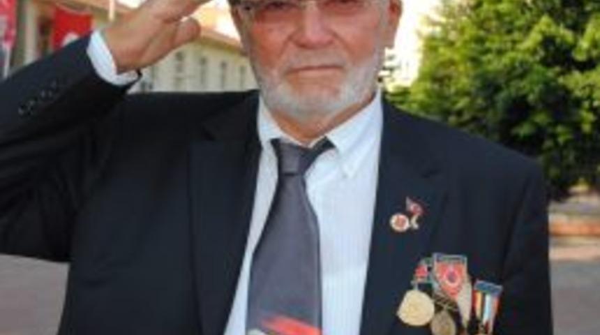 Kore gazisi 2 arkadaş, 61 yıldır biraraya gelerek hasret gideriyor