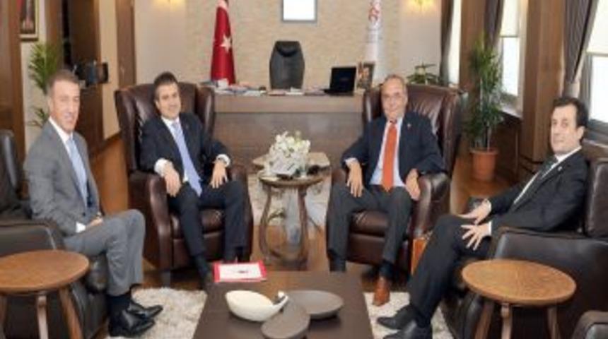 Paralimpik Komitesi'nden Bakan Kılı&ccedil;&rsquo;a ziyaret