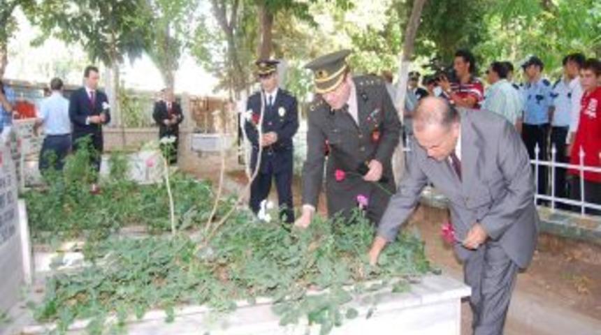 Gaziler G&uuml;n&uuml; Kozan'da da kutlandı