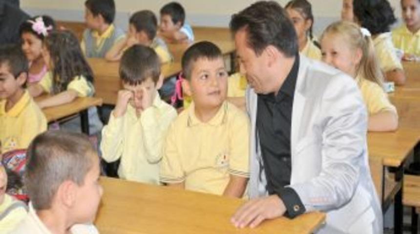 Tuzla&rsquo;da okullar eğitim yılına hazır