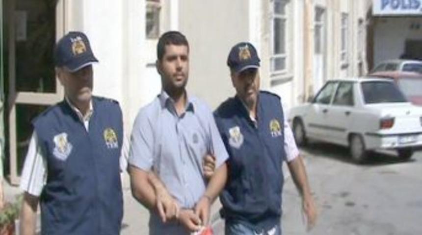 Karakola ve camiye patlayıcı atan zanlı yakalandı