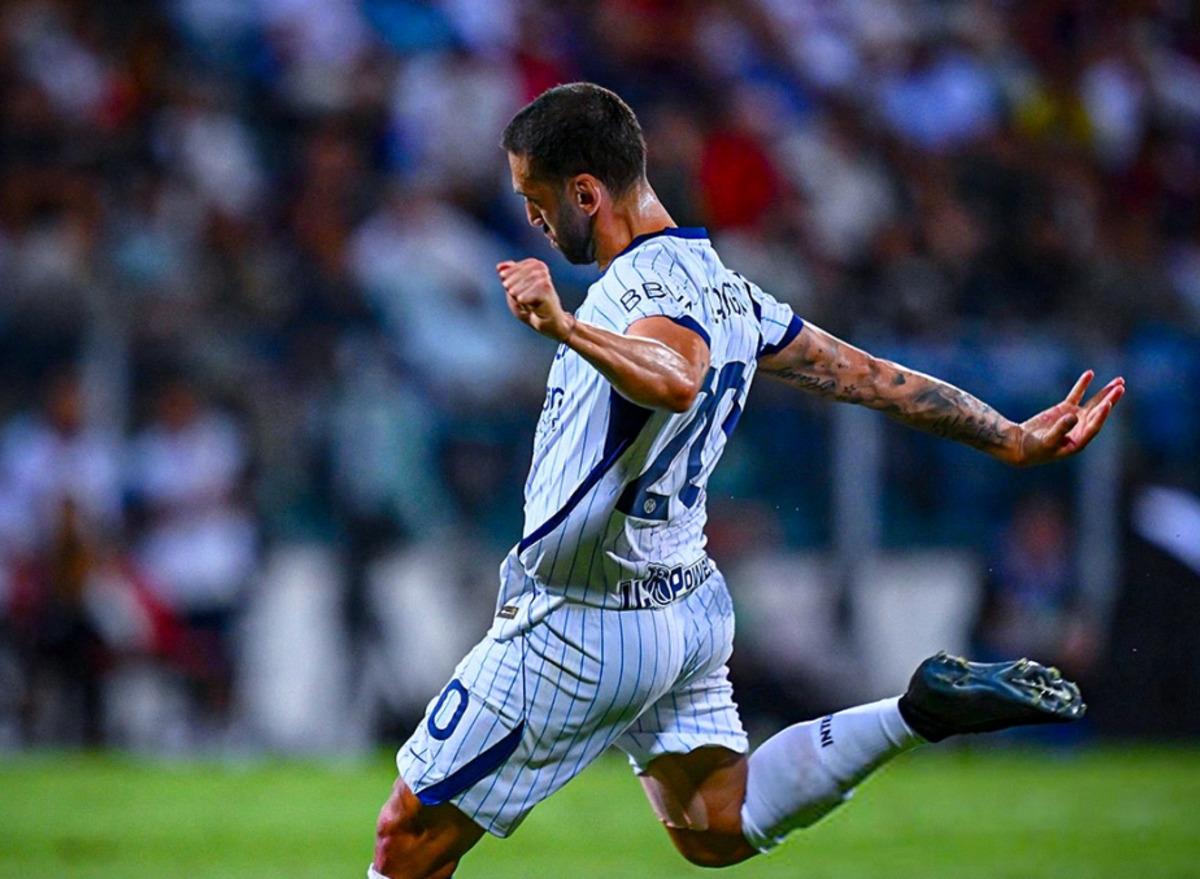Fenerbahçe, Hakan Çalhanoğlu için pusuda! Ezeli rakip de devreye girdi 2