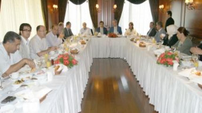 AK Parti, Bursa&rsquo;nın sorunlarını masaya yatırdı