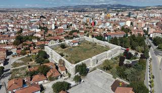 11'inci y&uuml;zyılda yapıldı: Restorasyonu yıllar sonra bitti
