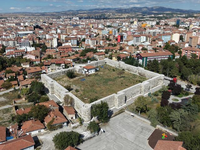 11'inci y&uuml;zyılda yapıldı: Restorasyonu yıllar sonra bitti