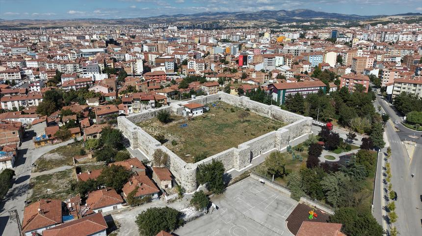 11'inci y&uuml;zyılda yapıldı: Restorasyonu yıllar sonra bitti
