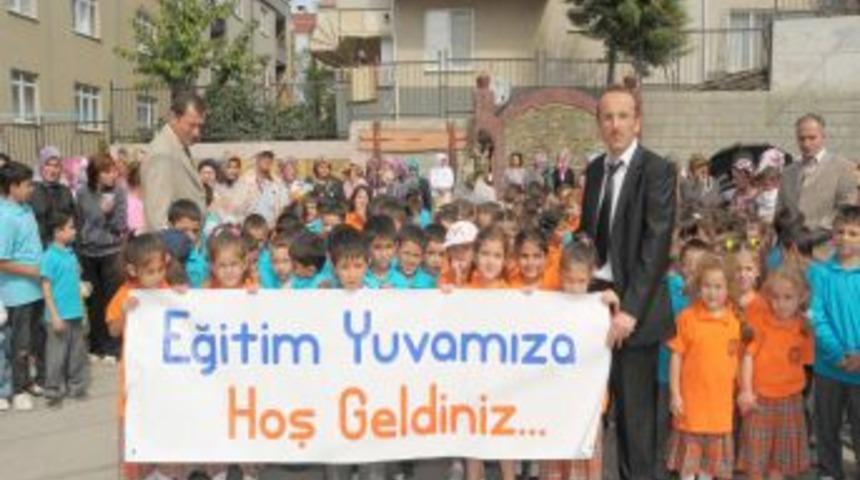 Canik'te &ouml;ğrenciler ders başı yaptı