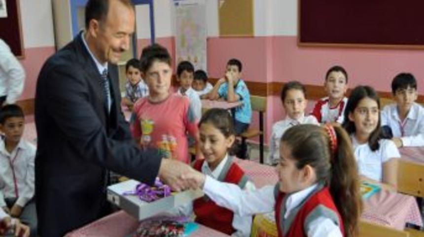 Pazarcık İl&ccedil;e Milli Eğitim M&uuml;d&uuml;r&uuml; Şirik&ccedil;i okulları ziyaret etti