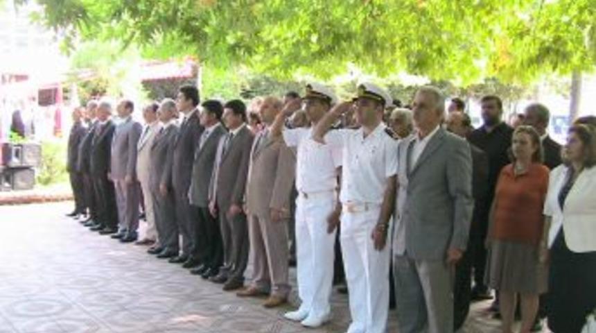 Hopa'da yeni eğitim-&ouml;ğretim yılı t&ouml;renle başladı