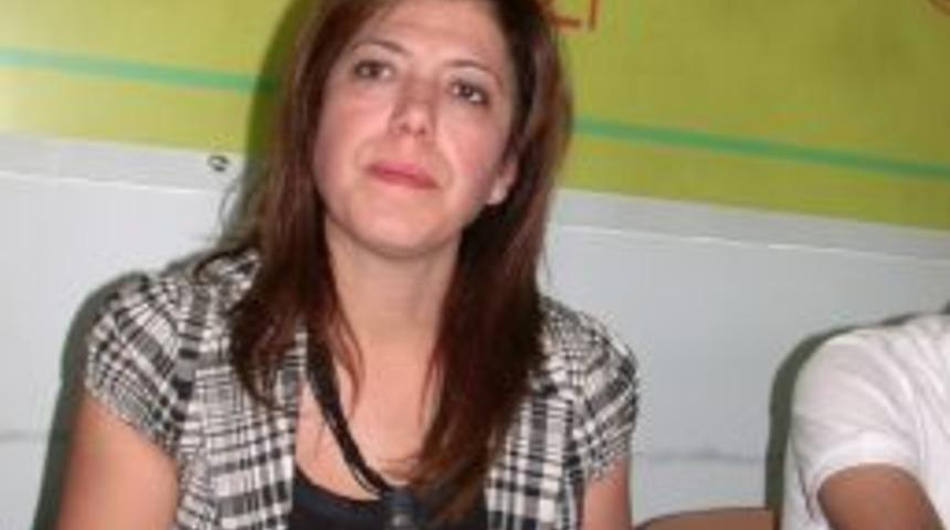 BDP Genel Başkan Yardımcısı Beştaş: Siyaset alanına davetler s&uuml;r&uuml;yor