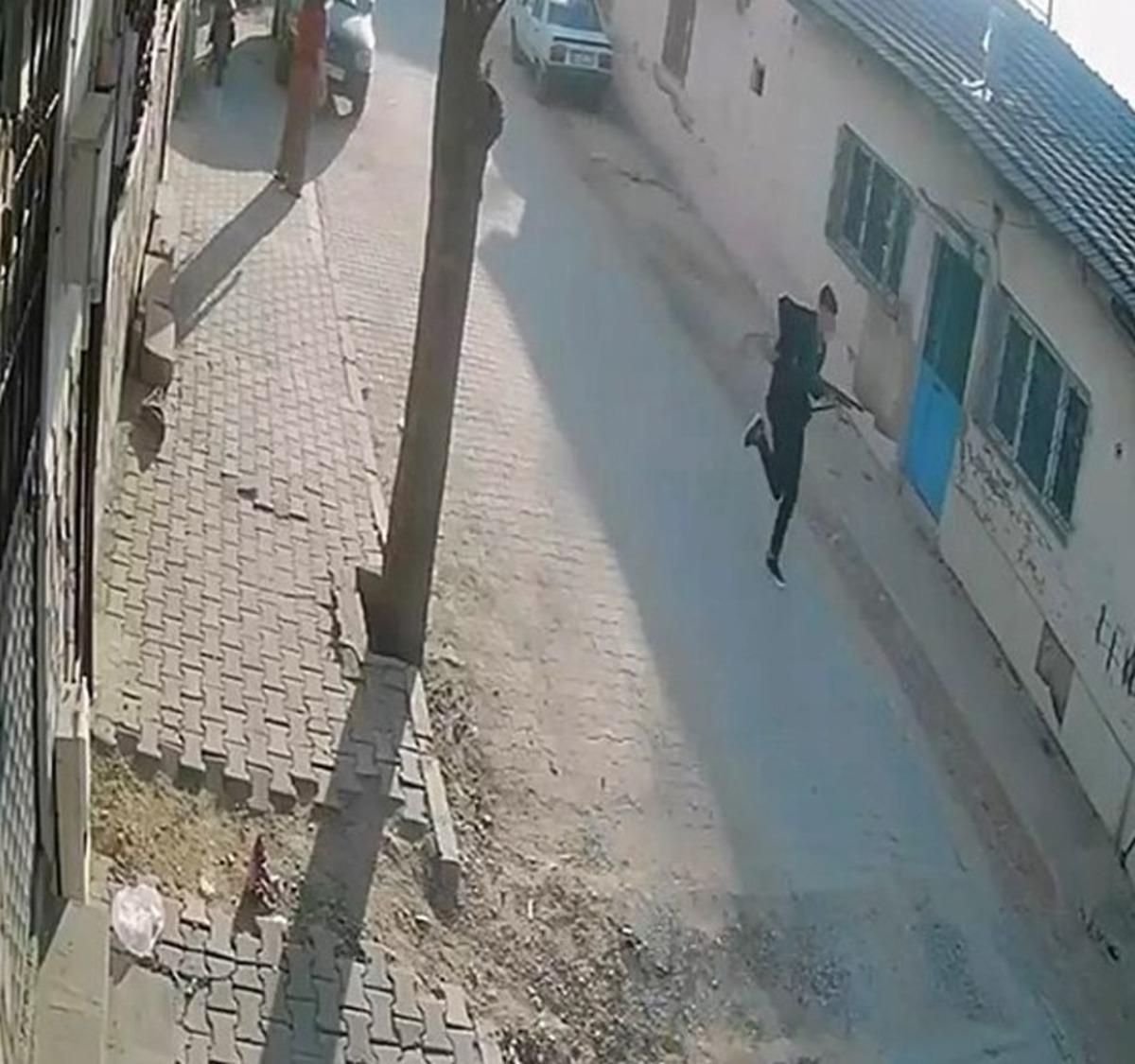 Manisa daki okul saldırısı... Annesinden 600 TL alıp fişek almış: Radikal i&ccedil;erikler ve Nazi sembolleri! 1